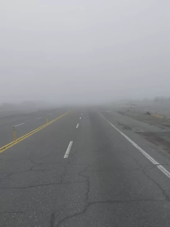 Alertan por la presencia de una intensa niebla en rutas de la provincia