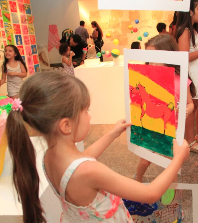 Un paseo en tres dimensiones Un paseo en tres dimensiones