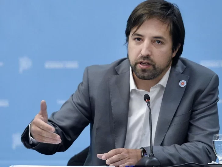 Covid: el gobierno bonaerense recomendó el uso de barbijos en lugares cerrados Covid: el gobierno bonaerense recomendó el uso de barbijos en lugares cerrados