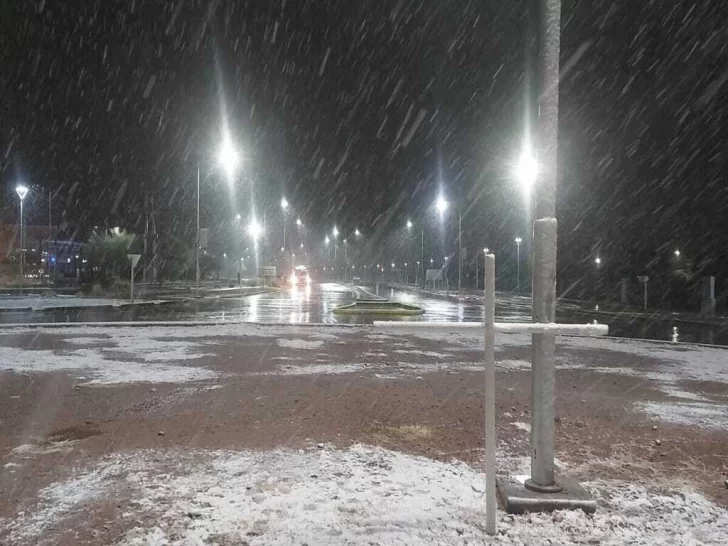 Nieva en gran parte de Mendoza Nieva en gran parte de Mendoza