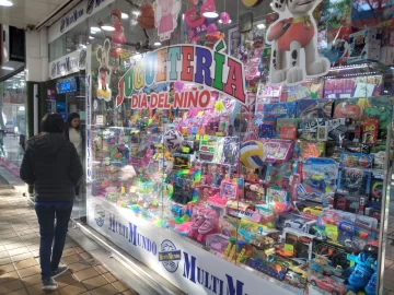Día de las Infancias: las ventas cayeron 3% y el ticket promedio de contado fue de $6.500 Día de las Infancias: las ventas cayeron 3% y el ticket promedio de contado fue de $6.500