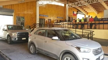 Agua Negra: en la primera quincena de enero cayó 52% el paso de vehículos a Chile Agua Negra: en la primera quincena de enero cayó 52% el paso de vehículos a Chile