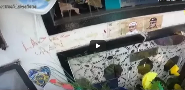 Grababa en la tumba de El Noba y registró sin querer una voz… ¿del cantante? Grababa en la tumba de El Noba y registró sin querer una voz… ¿del cantante?