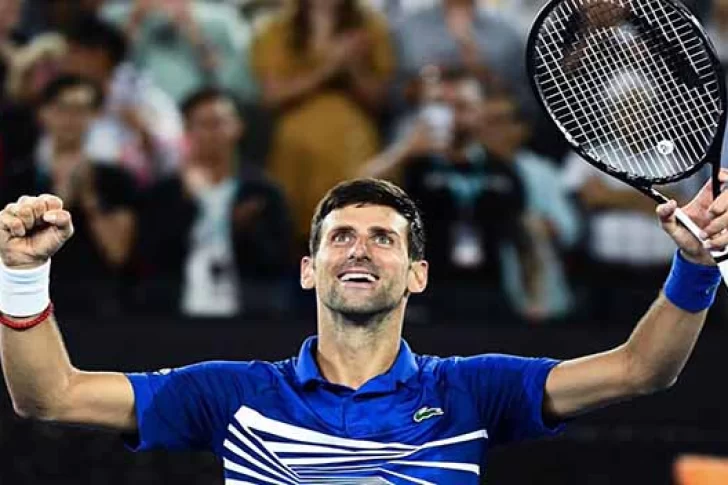 Novak Djokovic le arrebató un récord histórico a Roger Federer