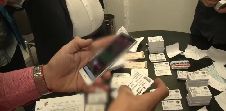 Descubrieron el lugar en que se imprimieron las entradas encontradas a “Caverna” Godoy Descubrieron el lugar en que se imprimieron las entradas encontradas a “Caverna” Godoy