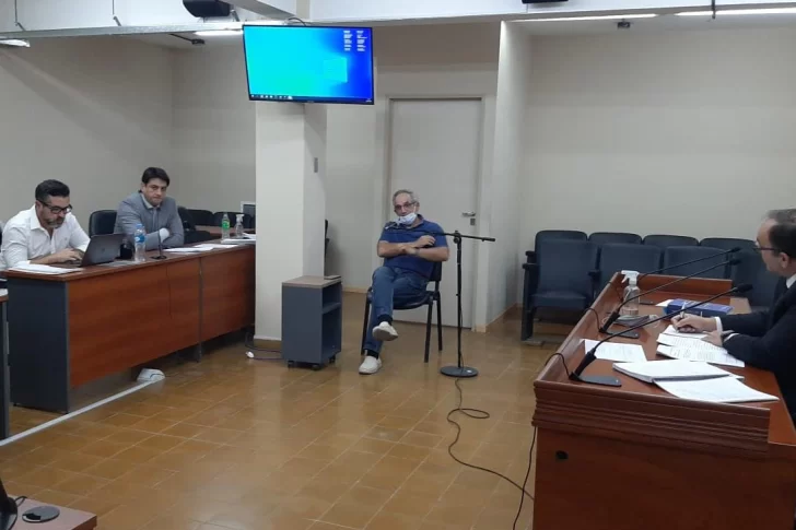 El oftalmólogo Oscar Kerman va a juicio y Fiscalía busca 5 años de cárcel