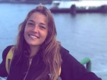 Intentó hacer jabón con un tutorial de Internet y se quemó los ojos Intentó hacer jabón con un tutorial de Internet y se quemó los ojos