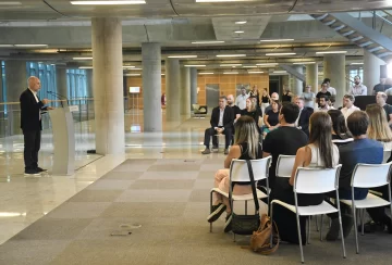 Dos denuncias penales contra Alberto por desafiar a la Corte Dos denuncias penales contra Alberto por desafiar a la Corte