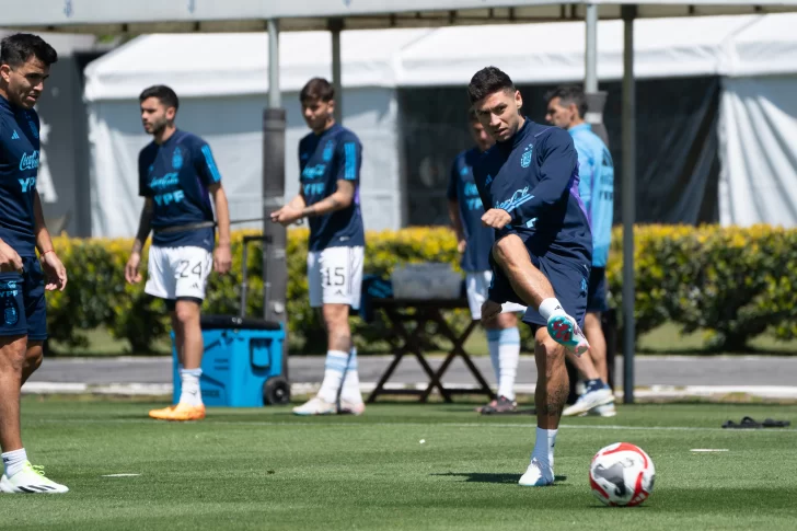 Práctica, con Messi bajo la lupa