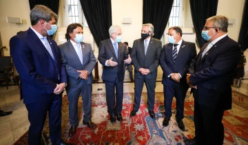 Con Uñac en Chile, Piñera dio aval para retomar el tema Agua Negra en marzo