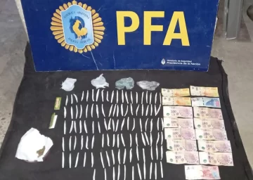 Hallaron gran cantidad de cigarrillos de marihuana y dinero en una vivienda Hallaron gran cantidad de cigarrillos de marihuana y dinero en una vivienda