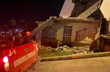 Al menos un muerto y un herido por un sismo frente a la costa de Ecuador Al menos un muerto y un herido por un sismo frente a la costa de Ecuador