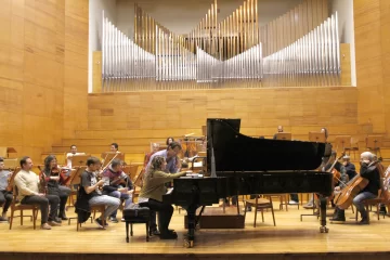 La Sinfónica, de nuevo con su director La Sinfónica, de nuevo con su director