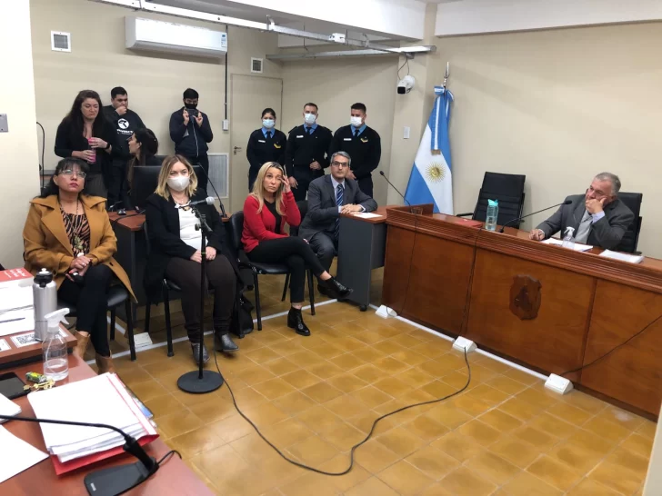 Ortega aguardará en libertad mientras Fiscalía tiene un año para investigarlo Ortega aguardará en libertad mientras Fiscalía tiene un año para investigarlo