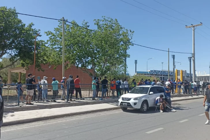 Explota la reventa para ver a Boca en San Juan: piden hasta $40.000 por una entrada