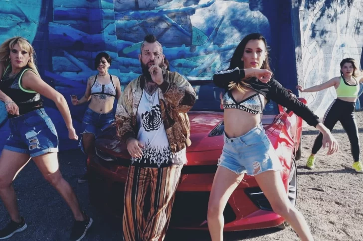 La Oveja negra y una ironía con el trap