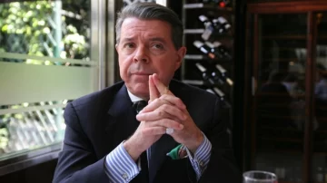 El ex juez Norberto Oyarbide tuvo que ser intubado por su cuadro de coronavirus