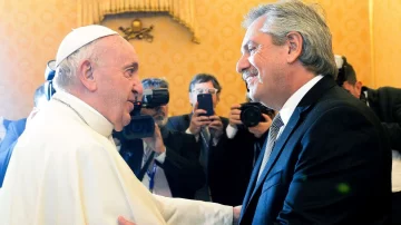 Alberto Fernández pidió una reunión con el Papa para retomar el vínculo Alberto Fernández pidió una reunión con el Papa para retomar el vínculo