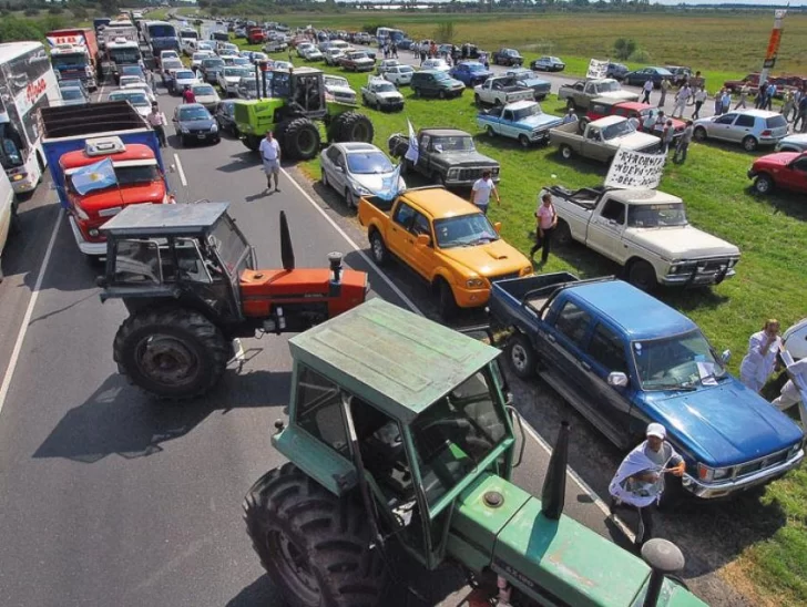 Un sector del campo convocó al cese de actividades para el lunes próximo Un sector del campo convocó al cese de actividades para el lunes próximo