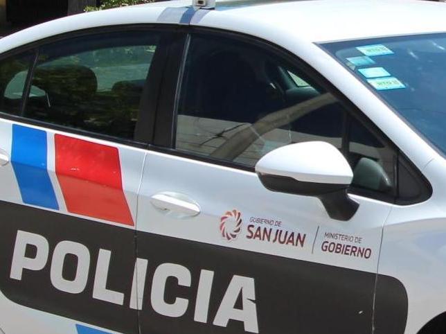 Un hombre que conducía una bicicleta se descompensó, cayó al pavimento y murió en el acto Un hombre que conducía una bicicleta se descompensó, cayó al pavimento y murió en el acto