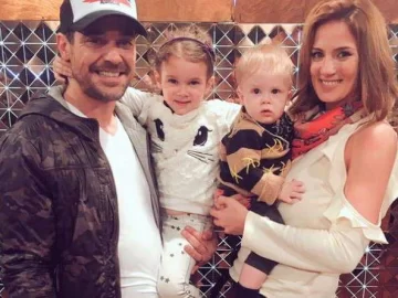 La tierna postal con la que Paula Chaves confirmó que está embarazada La tierna postal con la que Paula Chaves confirmó que está embarazada