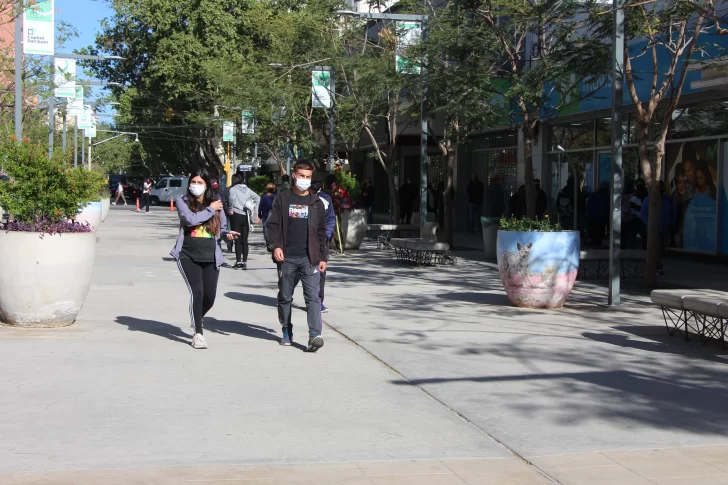 Qué servicios funcionarán y cuáles no, este jueves feriado