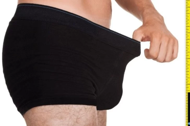 El calvario que arrastra desde nacimiento el hombre con el pene más largo del mundo