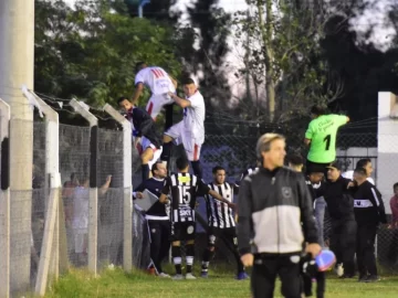 El descargo del DT de Peñarol: “El principal y único responsable es Roberto Vallejo”