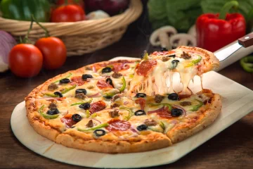 Llegó “la noche de la pizza”: qué locales están adheridos en San Juan y cuáles son sus ofertas