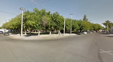 Un obrero municipal se descompensó y murió en la plaza que cuidaba Un obrero municipal se descompensó y murió en la plaza que cuidaba