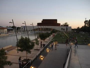 Qué funciona y qué no, durante el primer día del año Qué funciona y qué no, durante el primer día del año