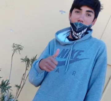 Buscan a un chico de 14 años que se ausentó de su casa en Pocito Buscan a un chico de 14 años que se ausentó de su casa en Pocito