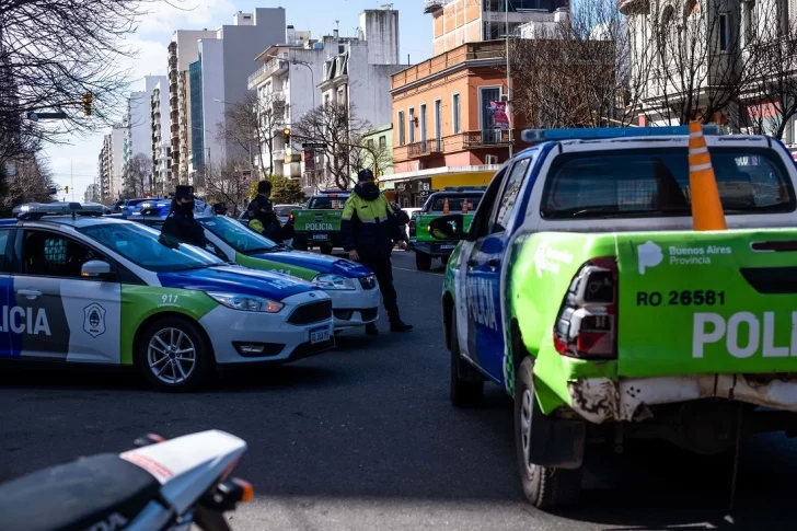 Al menos 9 policías bonaerenses fueron detenidos en el marco de una causa por drogas