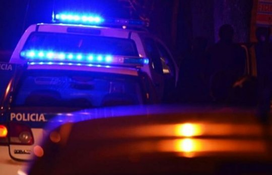 Hallaron a un hombre en plena calle, inconsciente y con un golpe en la cabeza Hallaron a un hombre en plena calle, inconsciente y con un golpe en la cabeza