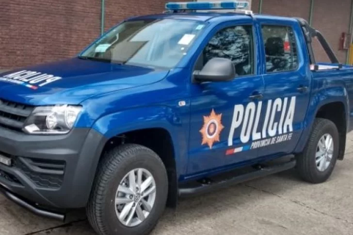 Desde una moto matan a balazos a un joven que caminaba con su novia