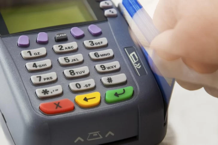 Los bancos reducirán el plazo de liquidación de pagos con tarjetas de crédito a comercios