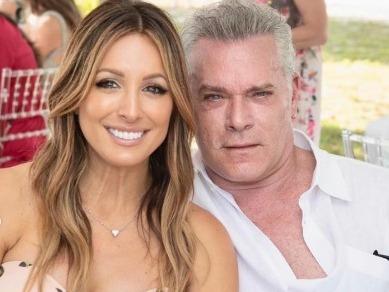 Jacy Nittolo, la novia de Ray Liotta, que se encontraba con él cuando murió, rompió el silencio Jacy Nittolo, la novia de Ray Liotta, que se encontraba con él cuando murió, rompió el silencio