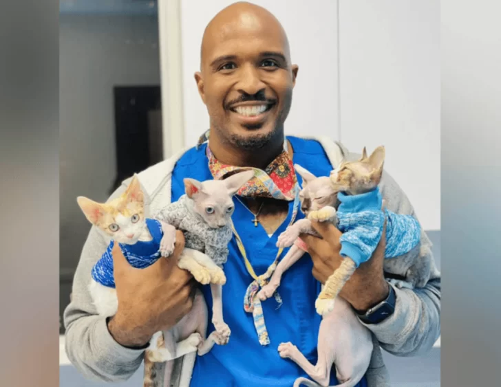 Veterinario reconoció haber violado a perros y lo condenaron a 21 años de cárcel Veterinario reconoció haber violado a perros y lo condenaron a 21 años de cárcel