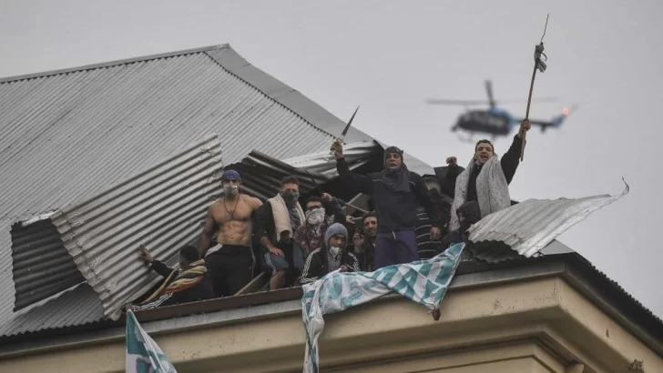 Enfrentado con La Cámpora, renunció el director del Servicio Penitenciario Federal Enfrentado con La Cámpora, renunció el director del Servicio Penitenciario Federal