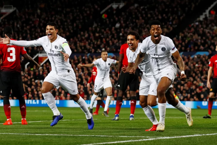 Di María la rompió en el triunfazo de visitante del PSG ante el Manchester United