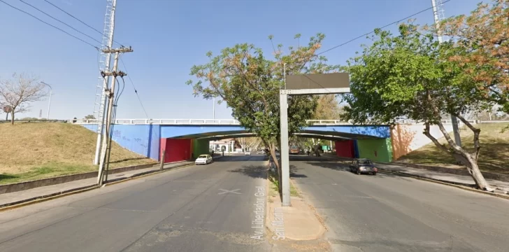 Qué heridas sufrió el hombre que se tiró del puente de la Circunvalación tras un robo Qué heridas sufrió el hombre que se tiró del puente de la Circunvalación tras un robo