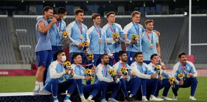 Los Pumas no pueden ingresar al país luego de ganar el bronce: “No poder volver es muy fuerte”