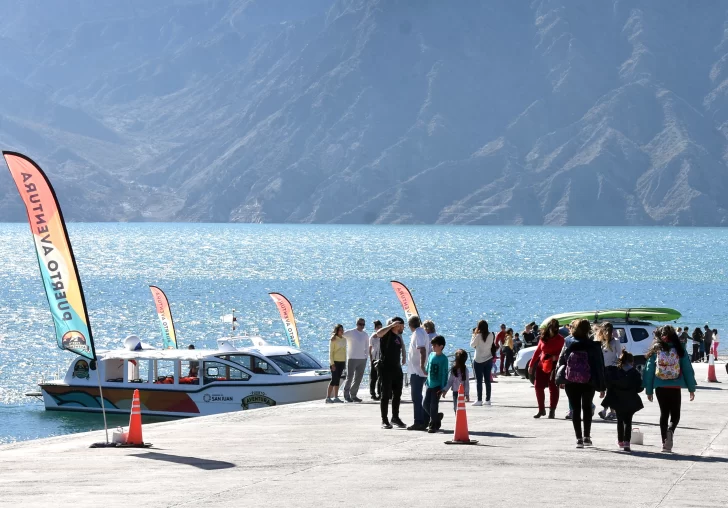 Según la CAME, los turistas gastaron $2.782 millones durante el fin de semana largo Según la CAME, los turistas gastaron $2.782 millones durante el fin de semana largo