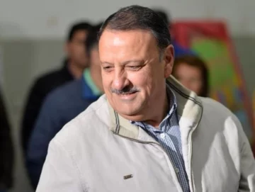 El gobernador de La Rioja fue aislado por el positivo de coronavirus de un colaborador