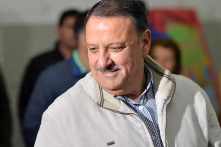 El gobernador de La Rioja fue aislado por el positivo de coronavirus de un colaborador