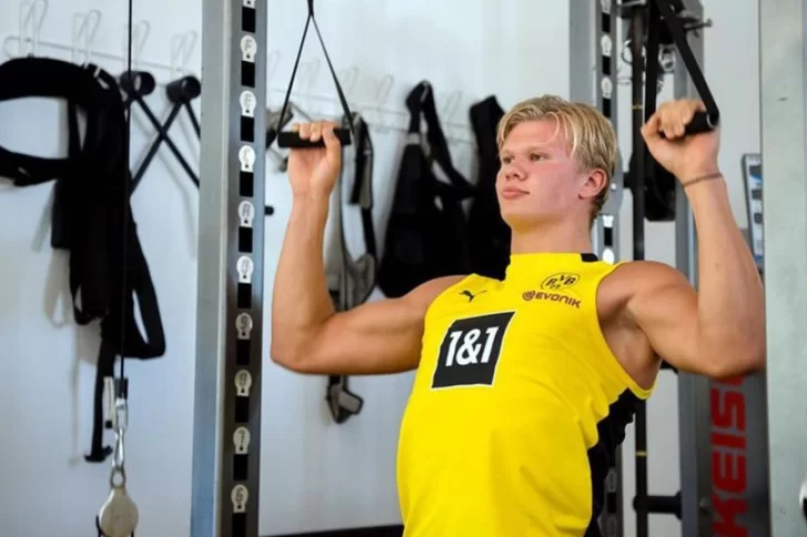 El increíble cambio físico de Erling Haaland: ¡Ganó 12 kilos de músculos en 15 meses!