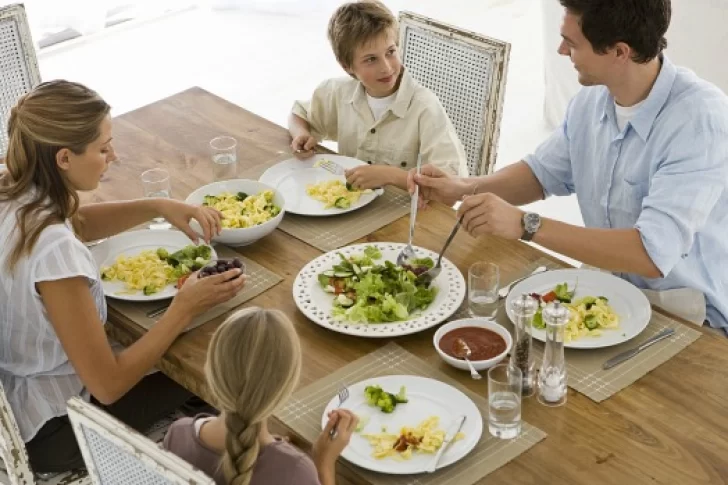 Una familia tipo necesitó más de $40.000 en enero para no ser considerada pobre