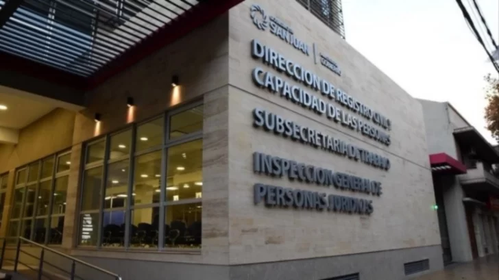 Este fin de semana, 62 sanjuaninos retiraron su DNI en la sede central del Registro Civil