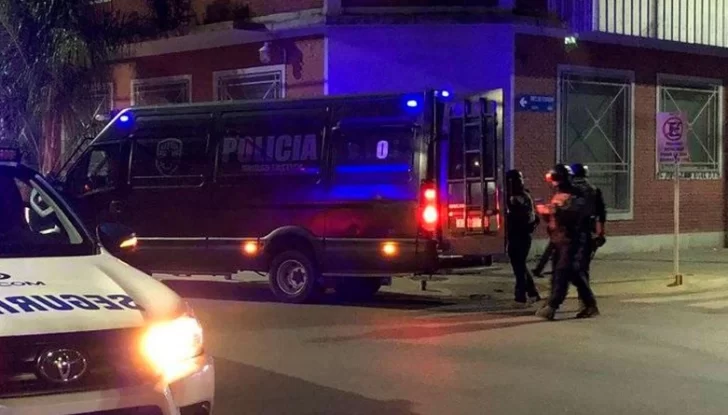 Drama en Caseros: el secuestrador fue abatido y hay un rehén muerto Drama en Caseros: el secuestrador fue abatido y hay un rehén muerto