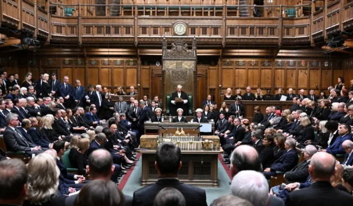 Un homenaje de 11 horas para la reina Isabel II de los parlamentarios del Reino Unido Un homenaje de 11 horas para la reina Isabel II de los parlamentarios del Reino Unido